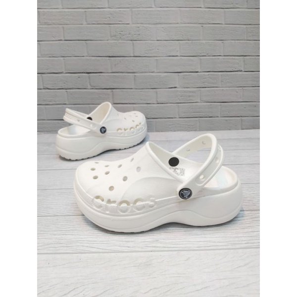 CROCS ထိပ်ပိတ် ခုံထူ (206)